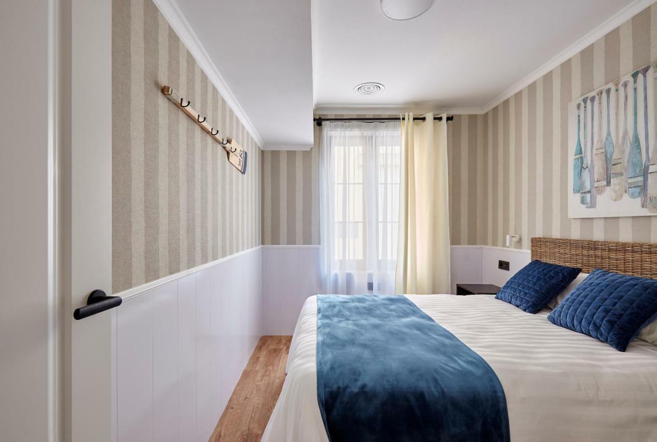 "Breeze" Aparthotel By Parrot'S House 滨海略雷特 外观 照片